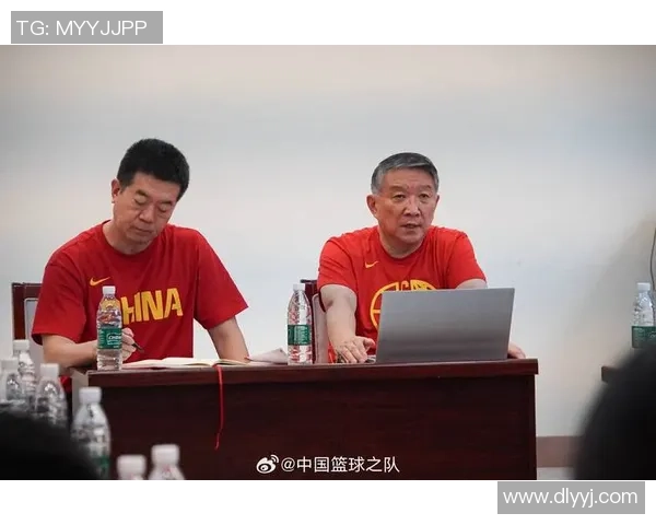 武汉篮球队技术变革引发热议探索新战术与训练理念的未来发展之路 武汉篮球队技术变革引发热议探索新战术与训练理念的未来发展之路