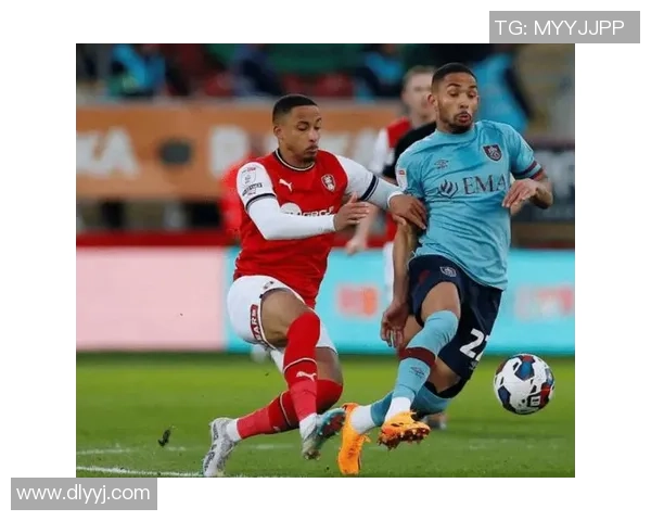 成都足球队实力揭秘:从战术到球员全面剖析足球巨献 成都足球队实力揭秘:从战术到球员全面剖析足球巨献